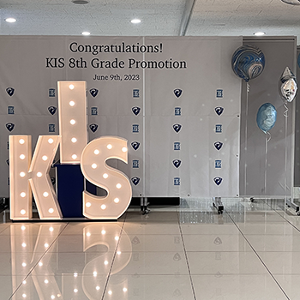 KIS 외국인학교  졸업식 (포토존과 이니셜조명장식)